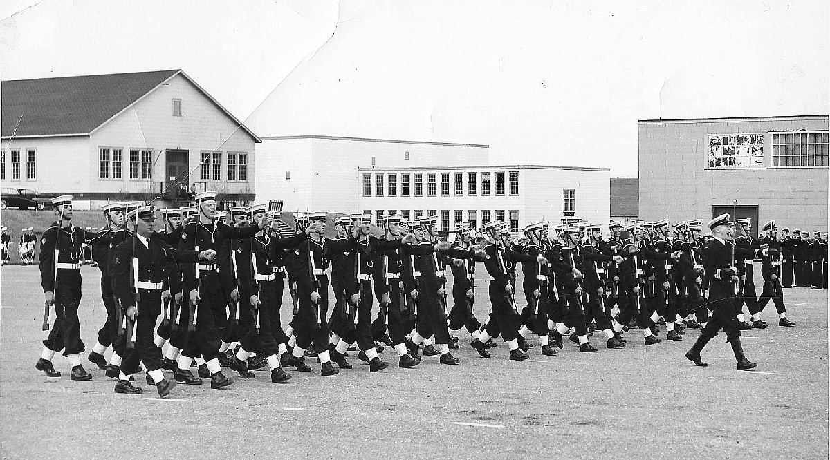 Royal Canadian Navy : HMCS Cornwallis, 1961
