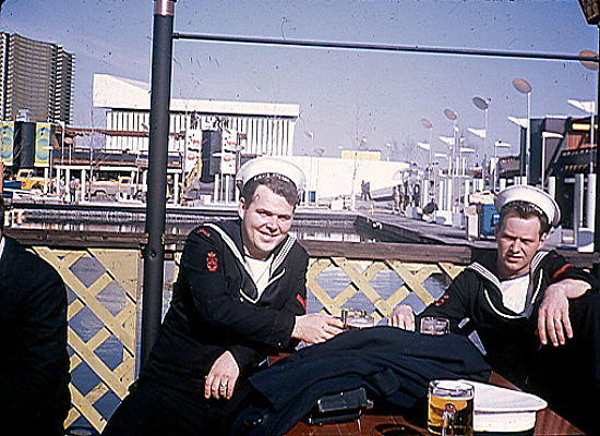 Royal Canadian Navy : Trafalgar Square