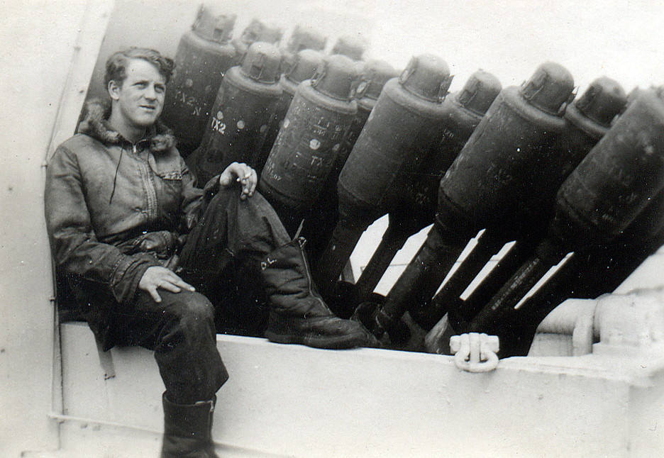 Royal Canadian Navy : HMCS Jonquiere, 1945.