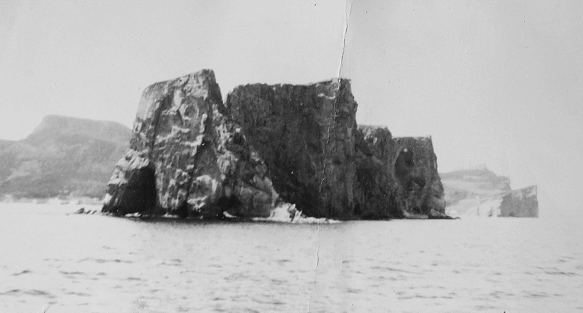 Royal Canadian Navy : Perc Rock and Gasp