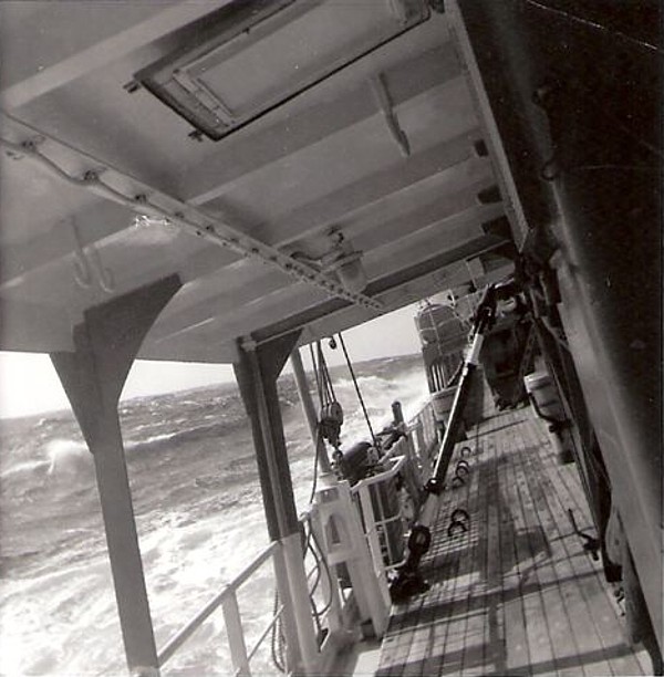Royal Canadian Navy : HMCS Cape Breton in a storm.