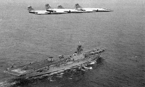 Royal Canadian Navy : HMCS Bonaventure, CF104s