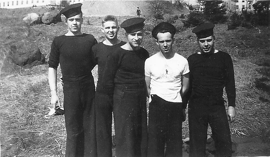 Royal Canadian Navy : Probably HMCS Cornwallis, 1943
