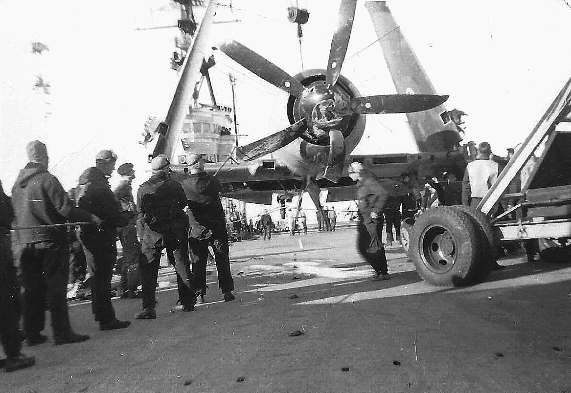 Royal Canadian Navy : HMCS Magnificent