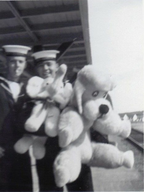 Royal Canadian Navy : HMCS Cornwallis.